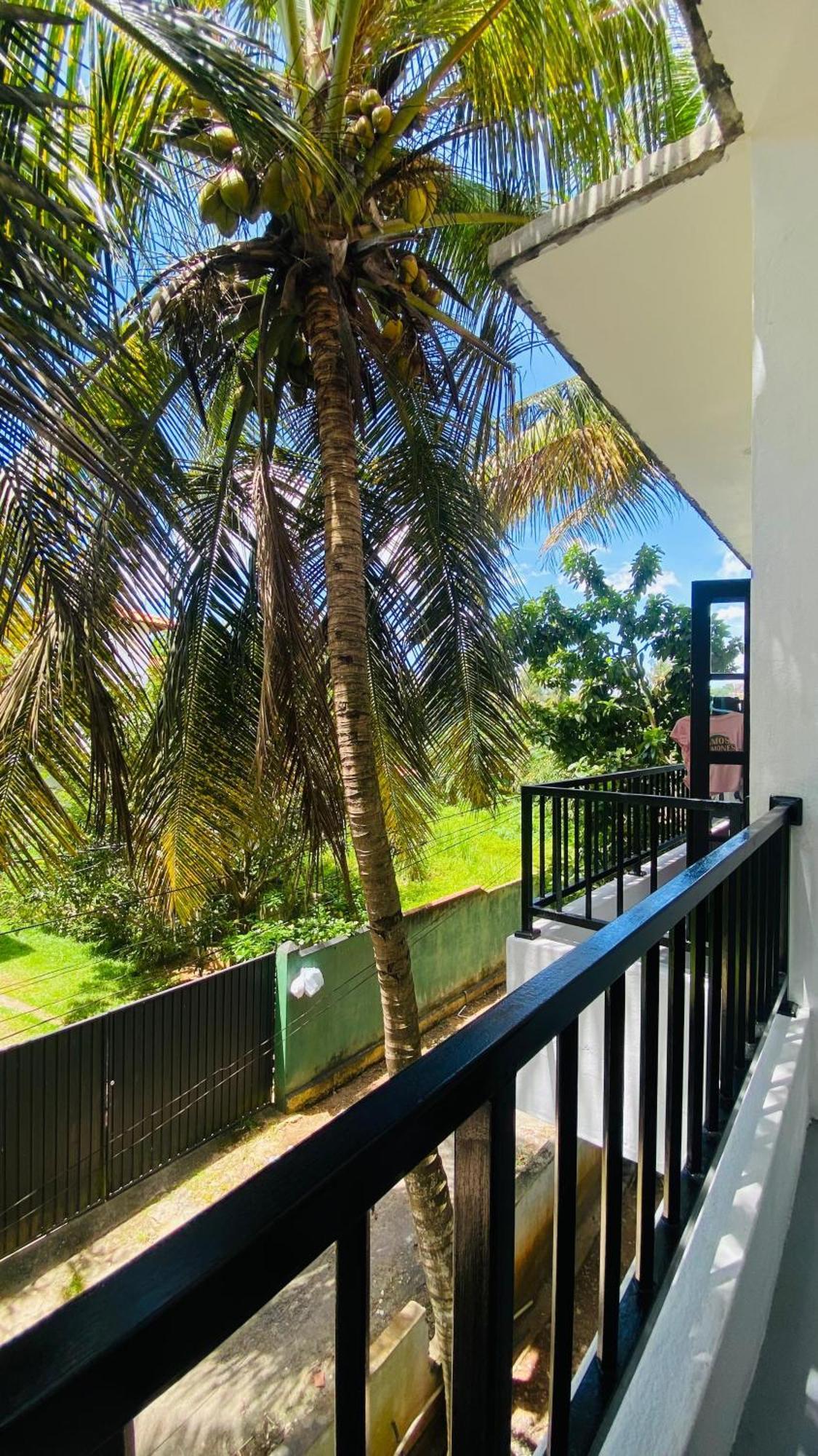 Coco Rooms Galle Esterno foto