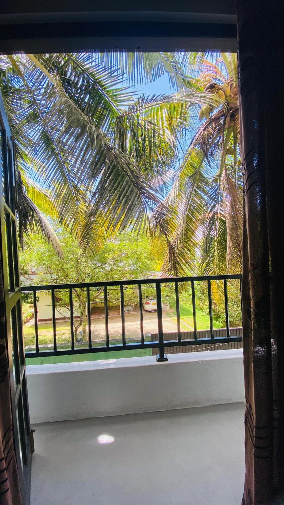 Coco Rooms Galle Esterno foto