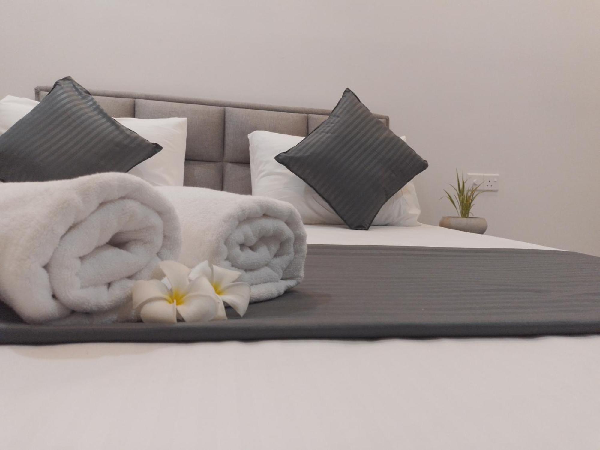 Coco Rooms Galle Esterno foto