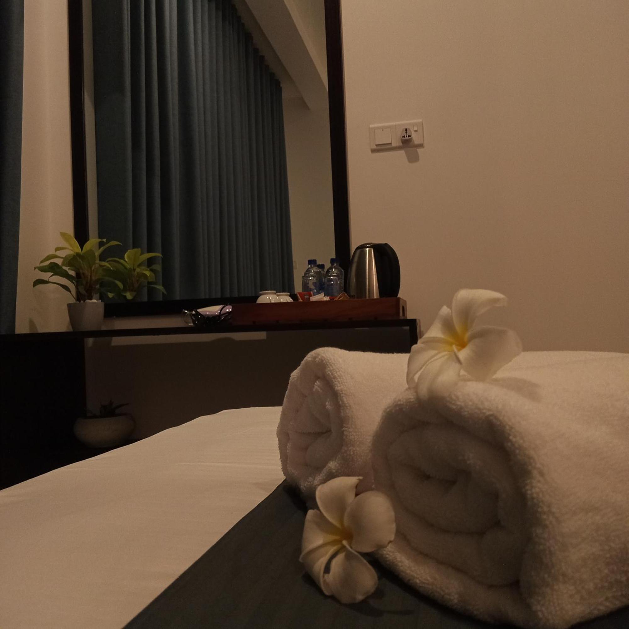 Coco Rooms Galle Esterno foto