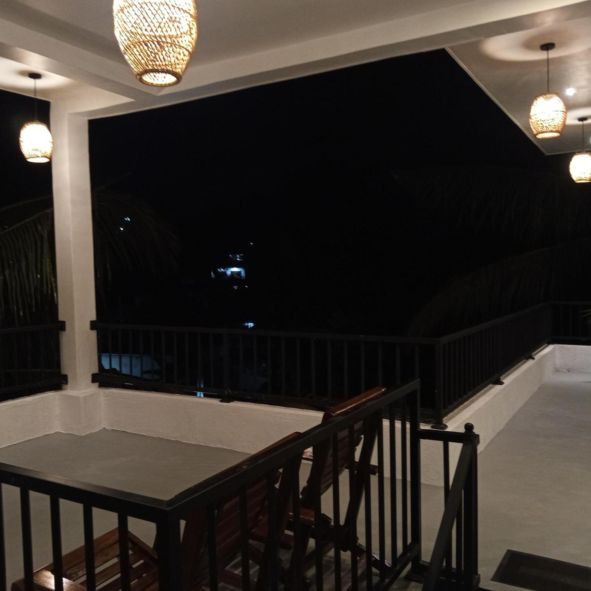 Coco Rooms Galle Esterno foto