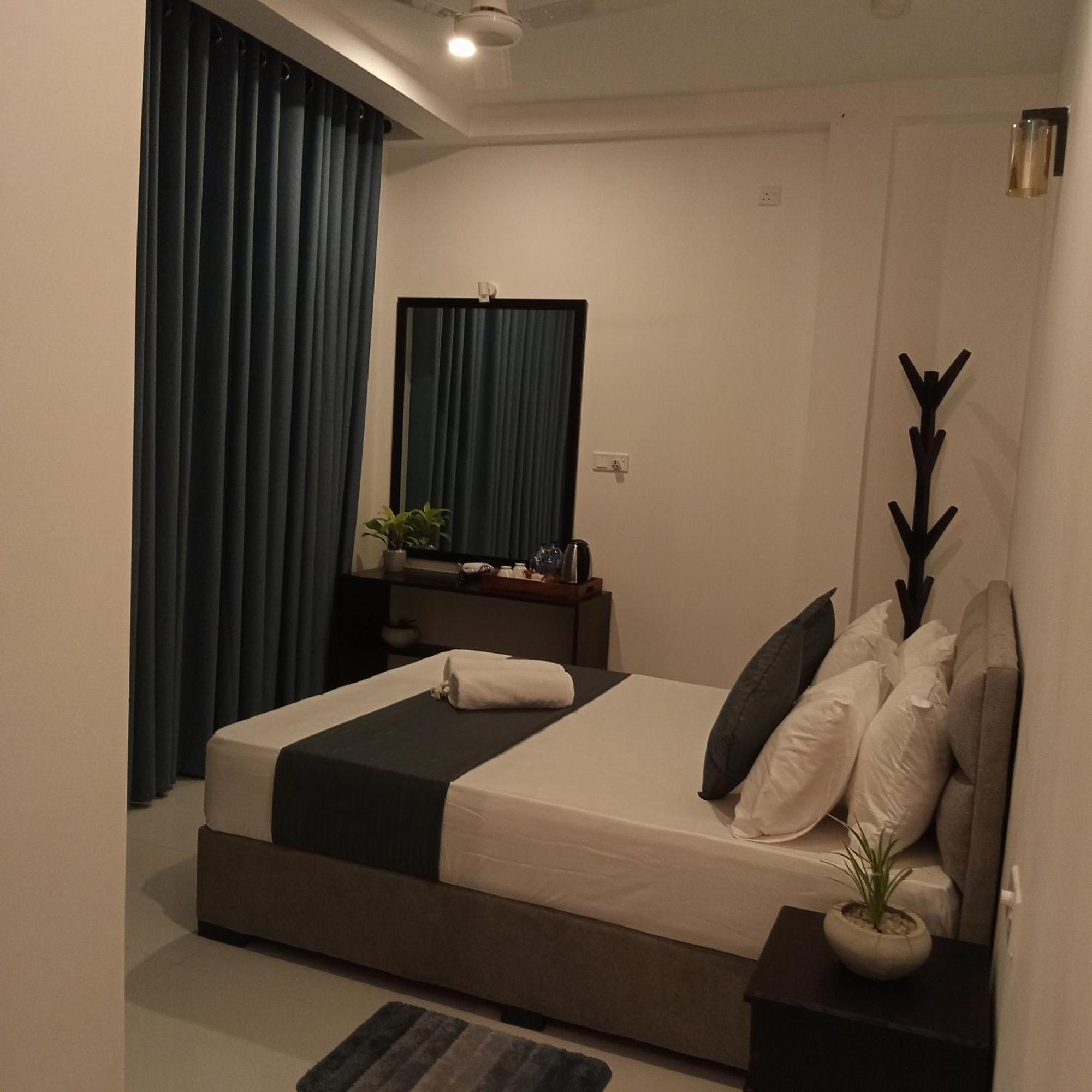 Coco Rooms Galle Esterno foto