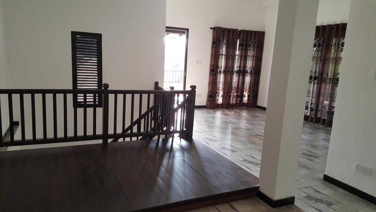 Coco Rooms Galle Esterno foto